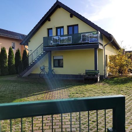 Ferienwohnung "Faehrmannsruh " 뤼벤 외부 사진
