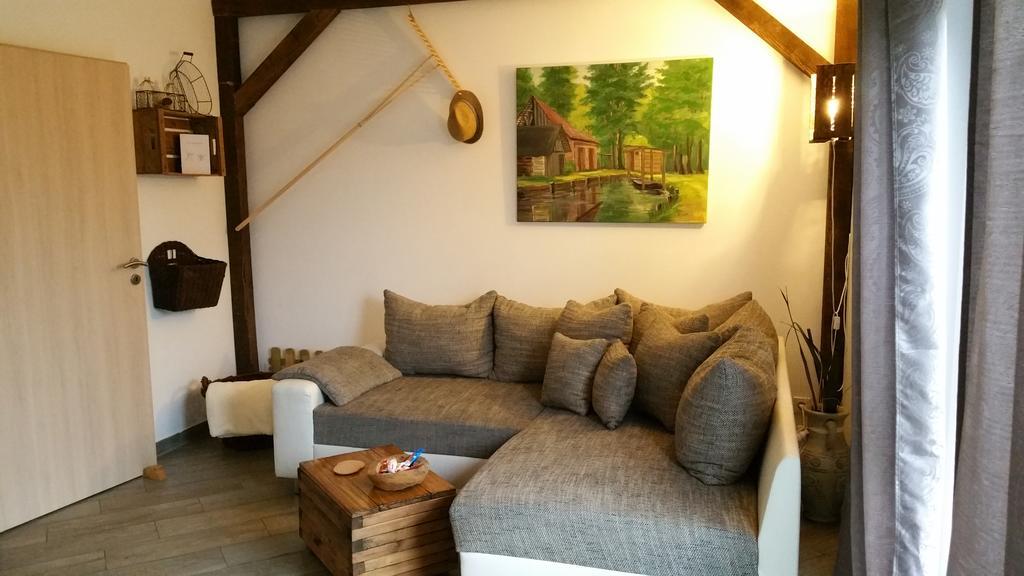 Ferienwohnung "Faehrmannsruh " 뤼벤 외부 사진